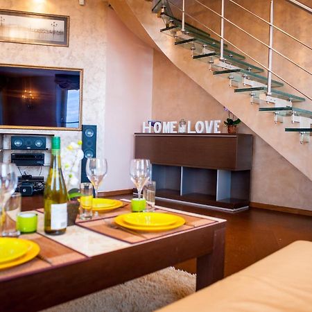 Skyhouse Riga Amazing Penthouse And Spa מראה חיצוני תמונה
