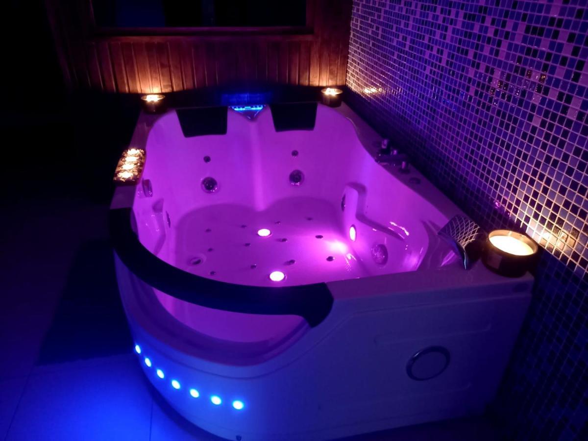Skyhouse Riga Amazing Penthouse And Spa מראה חיצוני תמונה